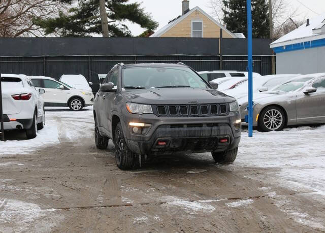 2021 Jeep Compass for sale at F & M AUTO SALES in Detroit MI