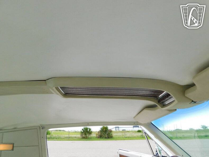 1966 Ford Thunderbird