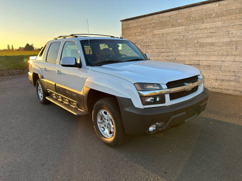 2003 Chevrolet Avalanche for sale at Accolade Auto in Hillsboro OR