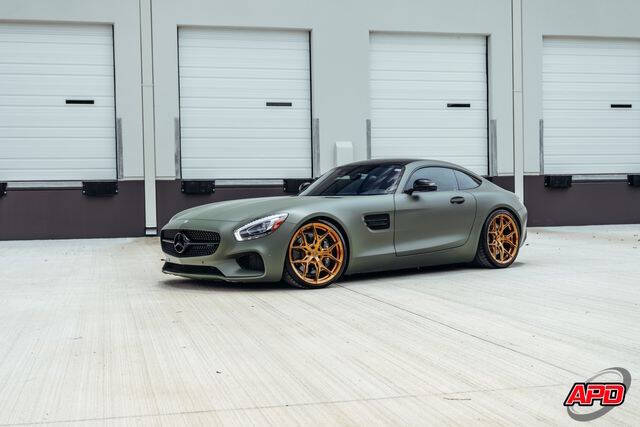 2017 Mercedes-Benz AMG GT