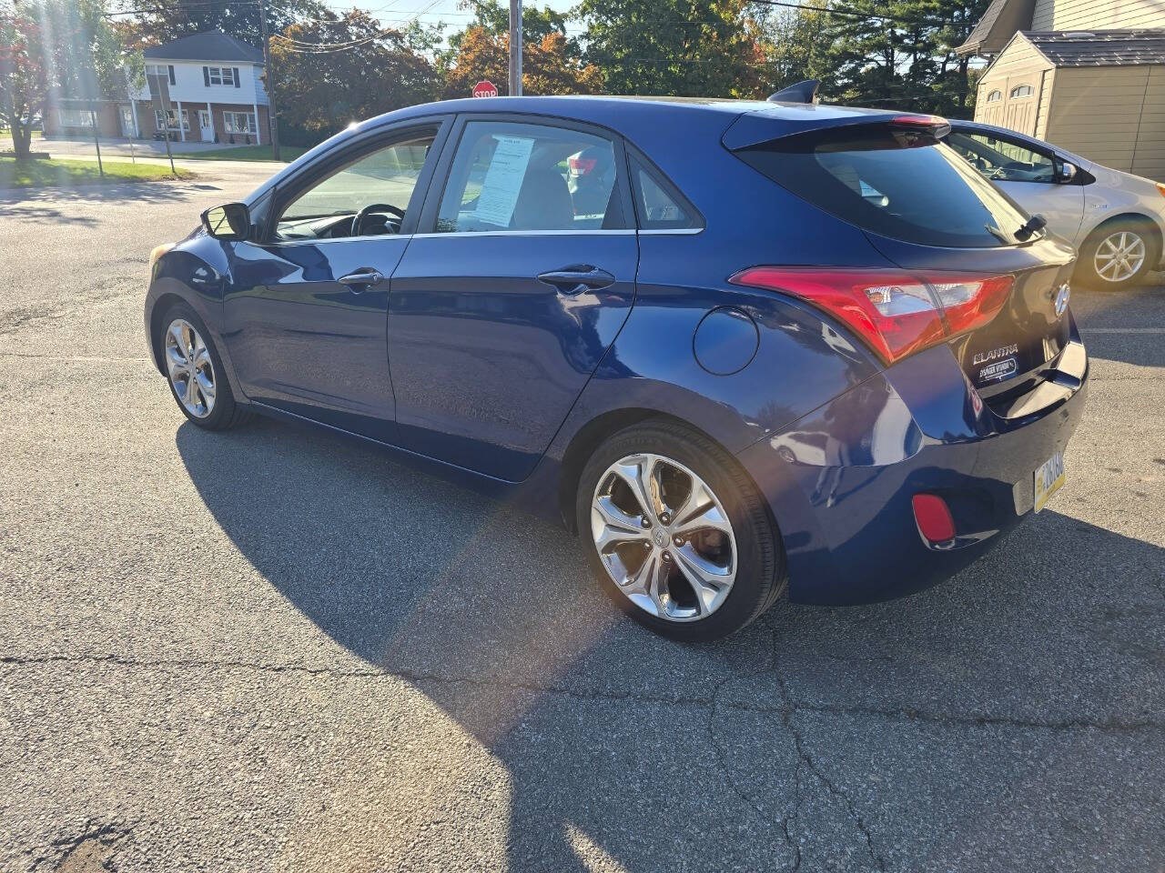 2013 Hyundai ELANTRA GT for sale at QUEENSGATE AUTO SALES in York, PA