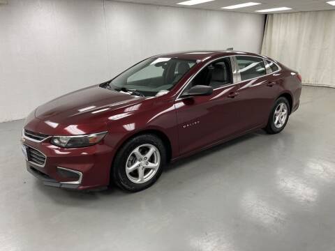 2016 Chevrolet Malibu for sale at Kerns Ford Lincoln in Celina OH