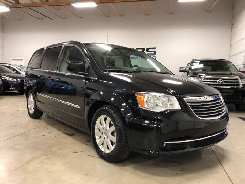 2013 Chrysler Town and Country for sale at DUBS AUTO LLC in Clearfield UT