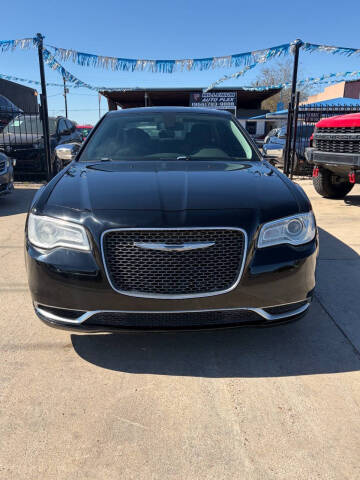 2018 Chrysler 300 Touring