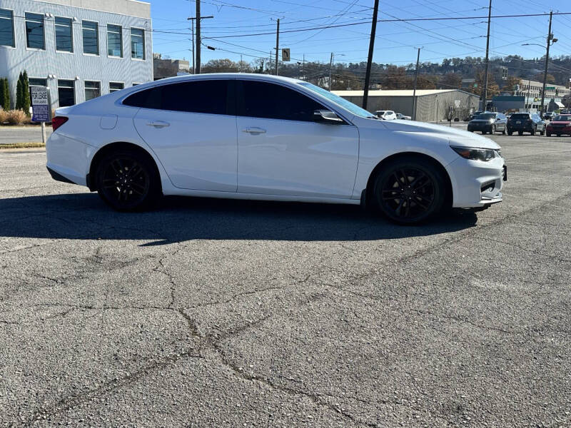 2017 Chevrolet Malibu LT