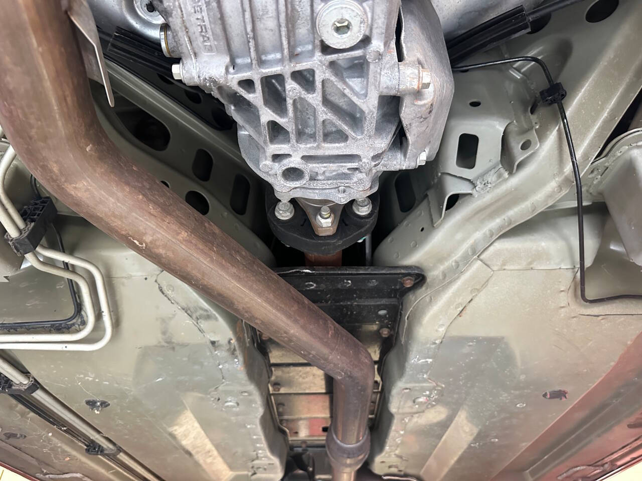 2008 Saturn SKY 56