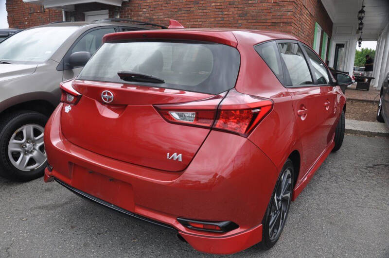 2016 Scion iM