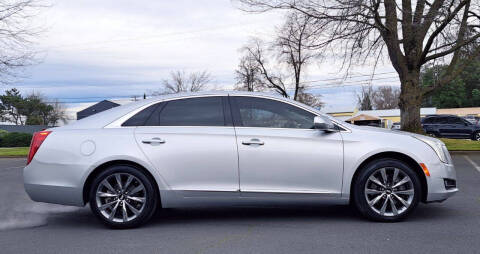 2016 Cadillac XTS Standard