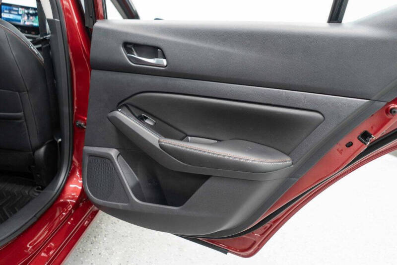 2023 Nissan Altima 2.0 SR