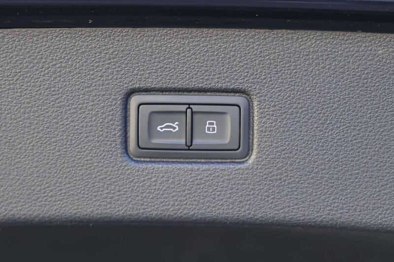 2017 Audi Q7 3.0T quattro Premium Plus