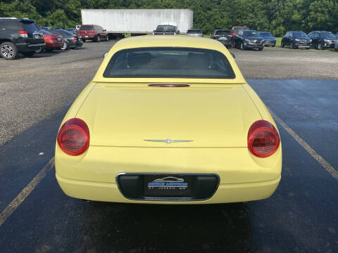 2002 Ford Thunderbird Deluxe