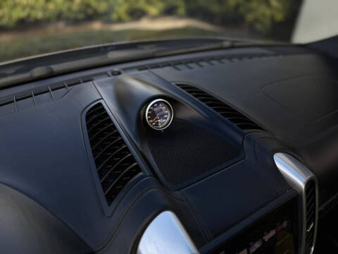 2017 Porsche Cayenne Turbo