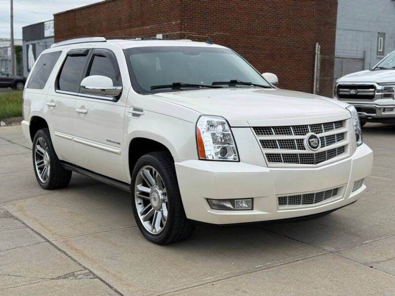 2012 Cadillac Escalade Premium