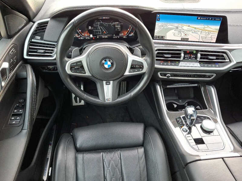 2023 BMW X6 M50i
