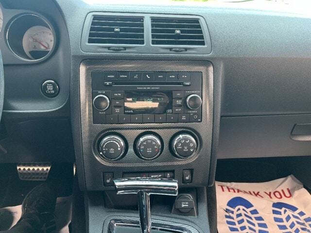 2013 Dodge Challenger 21