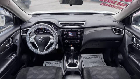 2016 Nissan Rogue S