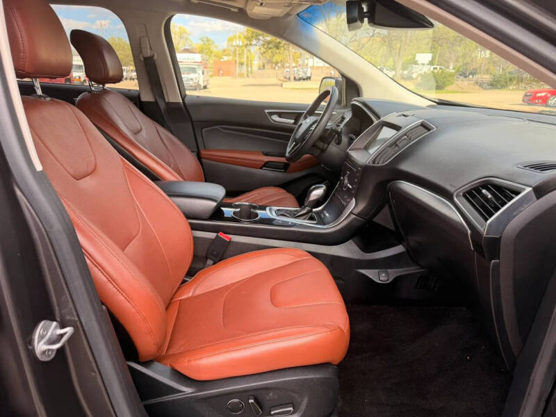 2016 Ford Edge Titanium