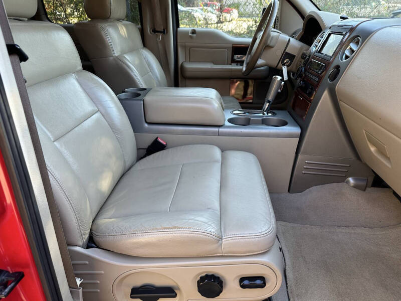 2006 Ford F-150 Lariat