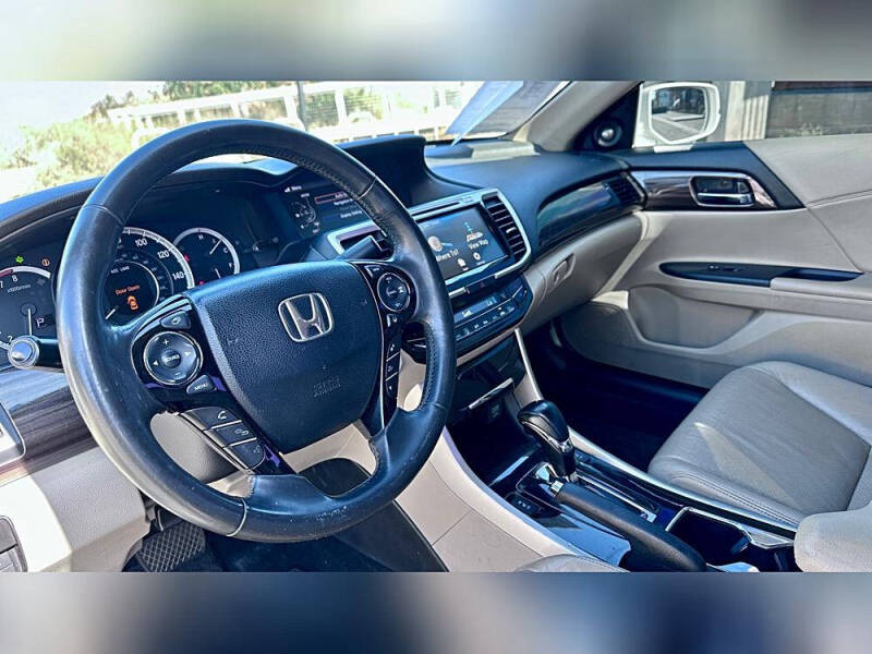 2017 Honda Accord Touring