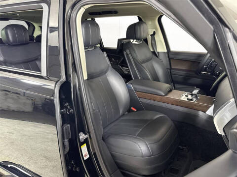 2023 Land Rover Range Rover P530 SE LWB