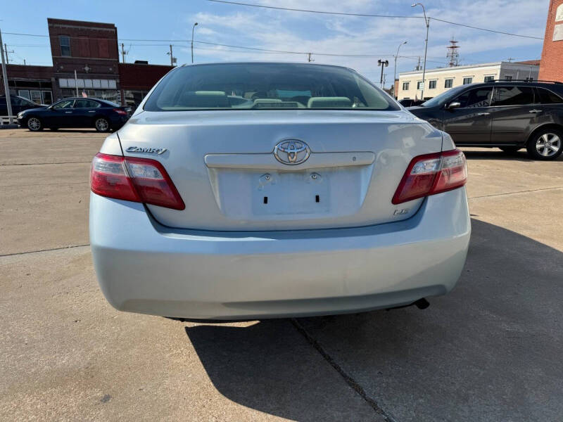 2007 Toyota Camry LE photo 9