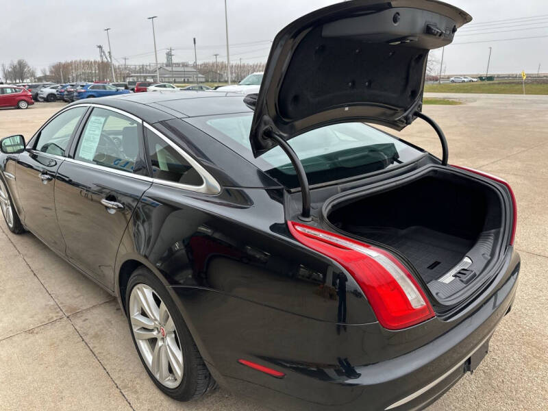2016 Jaguar XJL Portfolio
