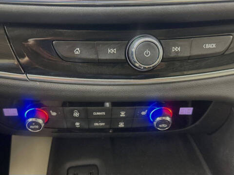 2018 Buick Enclave Essence