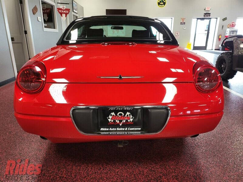 2004 Ford Thunderbird Deluxe