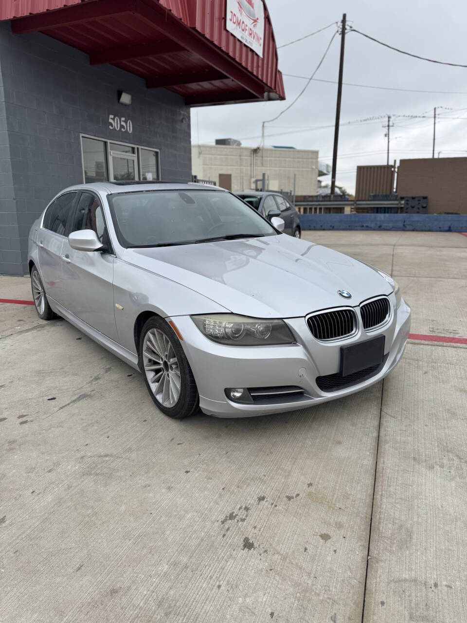 2011 BMW 3 Series 335i 4dr Sedan's photo