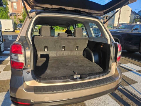 2014 Subaru Forester 2.5i
