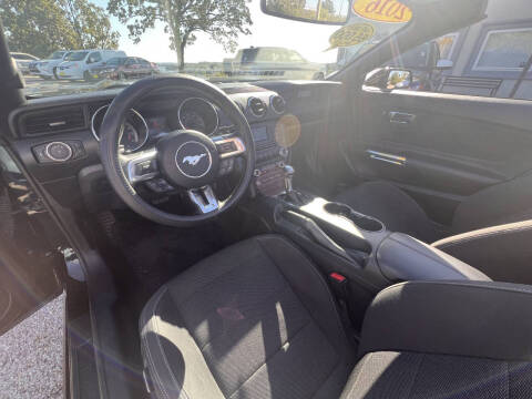 2016 Ford Mustang V6