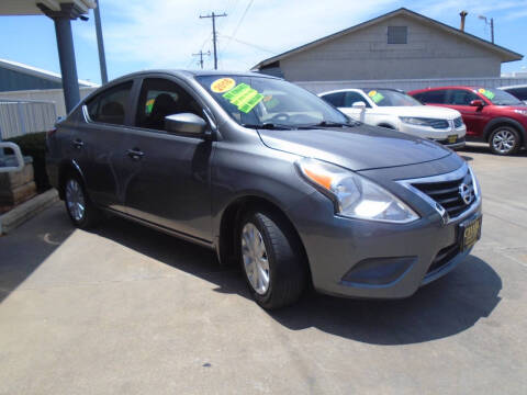 2018 Nissan Versa SV