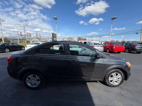 2016 Chevrolet Sonic LT Auto
