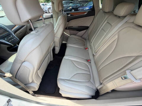 2017 Lincoln MKC Select