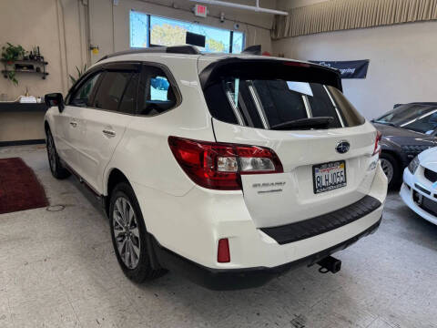 2017 Subaru Outback 3.6R Touring
