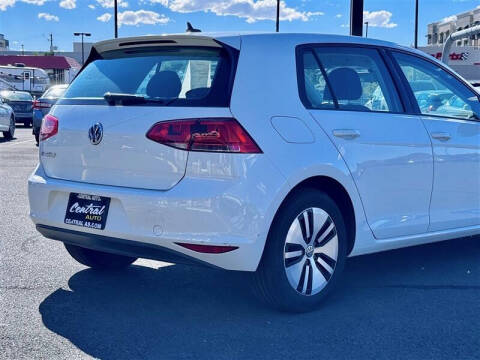 2016 Volkswagen e-Golf SE