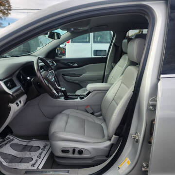 2019 GMC Acadia SLT-1