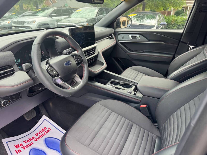 2026 Ford Explorer ST-Line