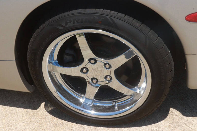 2004 Chevrolet Corvette