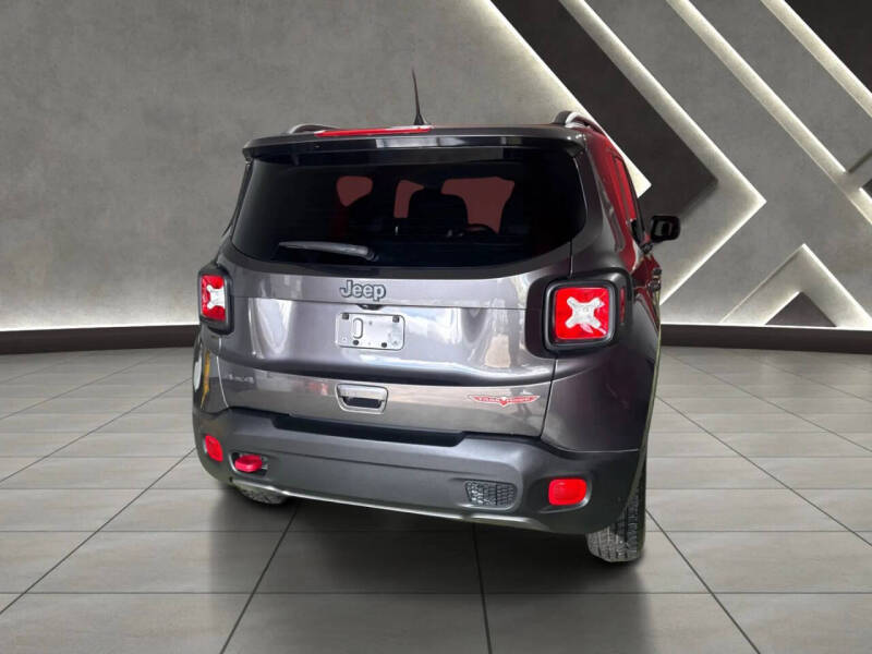 2020 Jeep Renegade Trailhawk