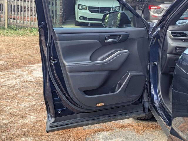 2022 Toyota Highlander XSE