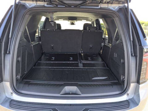 2025 Chevrolet Tahoe LS