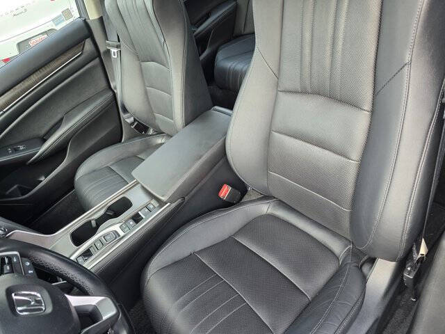 2020 Honda Accord Hybrid Touring