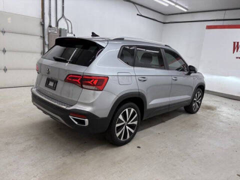 2022 Volkswagen Taos SE