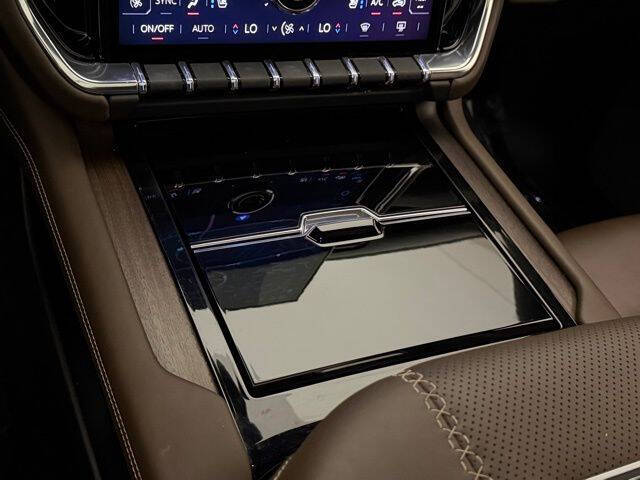 2025 GMC Yukon Denali Ultimate