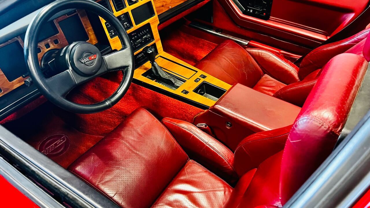 1985 Chevrolet Corvette 6