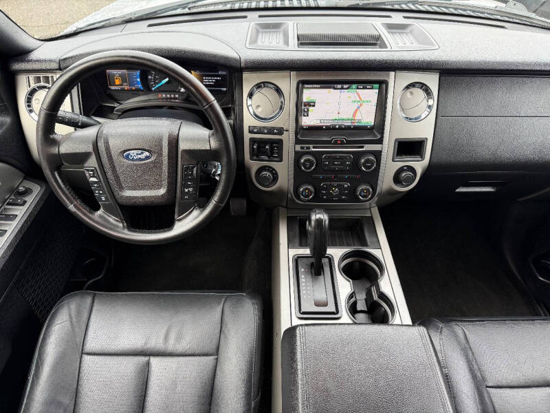 2015 Ford Expedition EL XLT