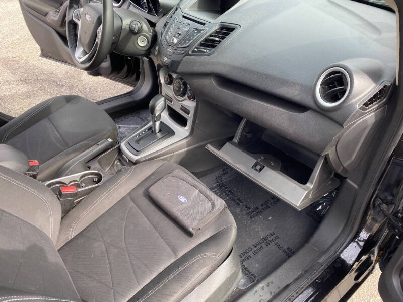 2015 Ford Fiesta SE