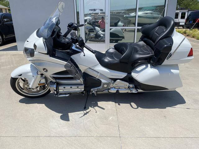 2012 Honda GL18HPNAM G/W Comf Navi XM ABS for sale at Kell Auto Sales, Inc in Wichita Falls TX