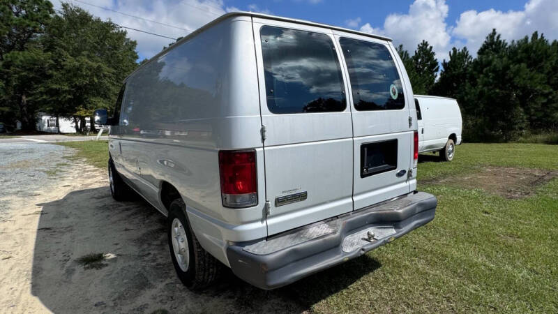 2007 Ford Econoline Van Commercial photo 6